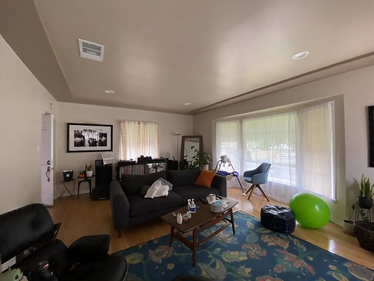 Photo 4-11-22, 11 27 58 AM