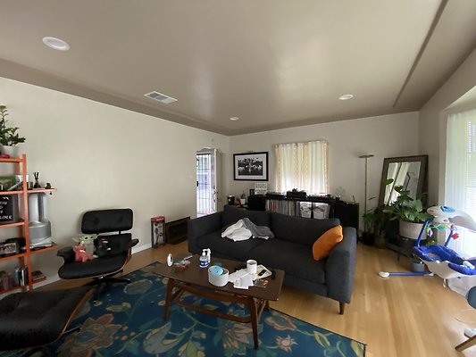 Photo 4-11-22, 11 27 44 AM