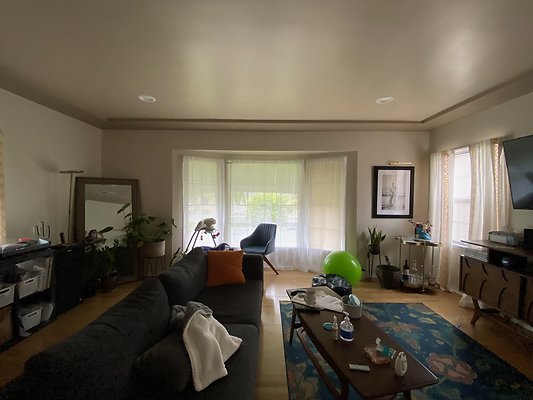 Photo 4-11-22, 11 27 25 AM