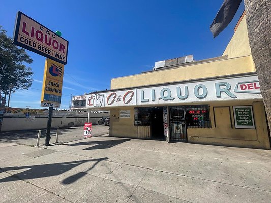 C&amp;C Liquor Jr Market - Payphone - Wilmington