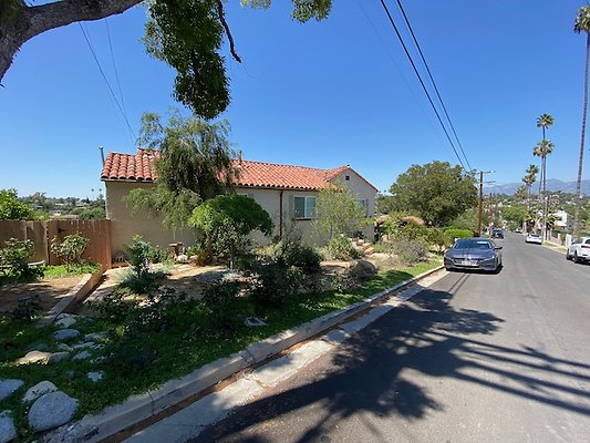 3219 Chadwick Dr - 2 of 62 3219 Chadwick Dr - 2 of 62