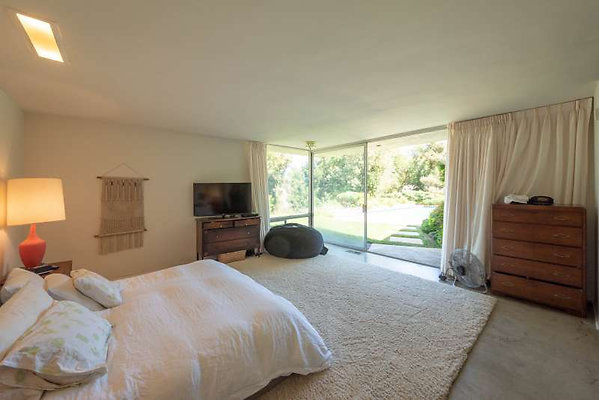 11530 bed 4 11530 bed 4