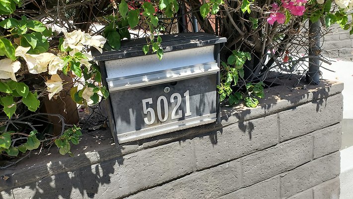 Ray Trejo House-Darios Moms-Mont Heights