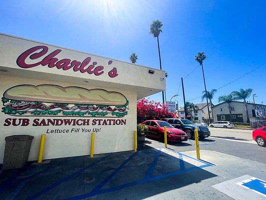 Charlies-Arco- Payphone - Wilmington